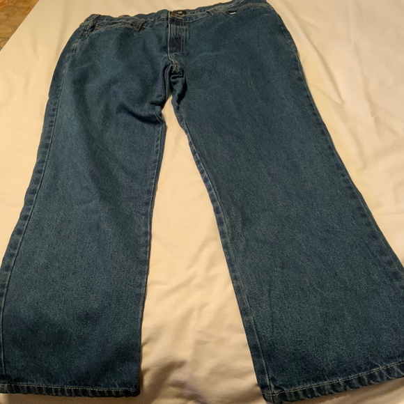 ROADRUNNER Straight Fit Blue Cotton Denim Jeans (40”W x 30.5”L) - Picture 3 of 12